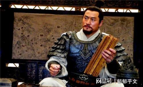 祖坟冒青烟非富即贵？到底应验在谁身上？如何看待公墓风水？(图2)