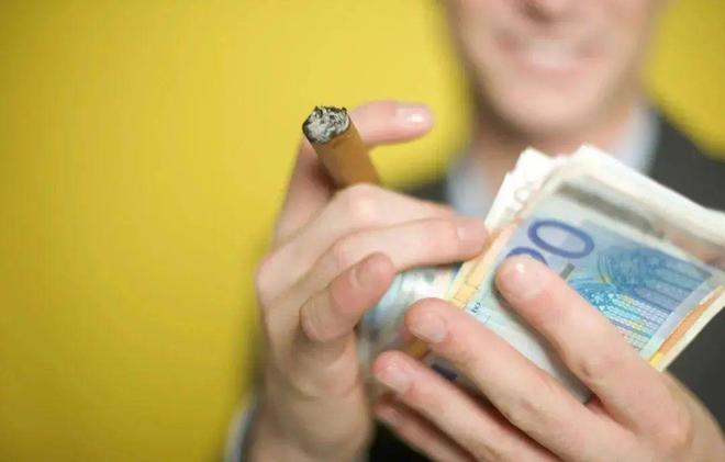 今年丧葬费迎来上涨企退9万机关退休人员30万？农民多少？(图5)