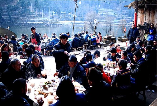 24年起农村土葬、火葬迎新调整？中央定调：“2拆2清”要执行(图8)
