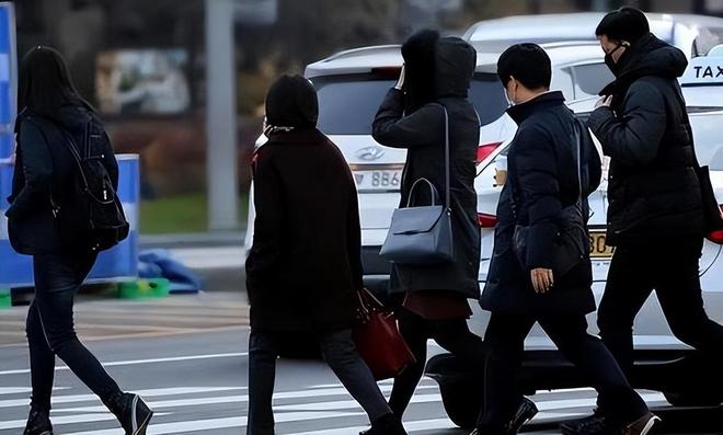 中国人口死亡高峰逼近！22年去世1041万、23年1110万准备好了吗(图8)