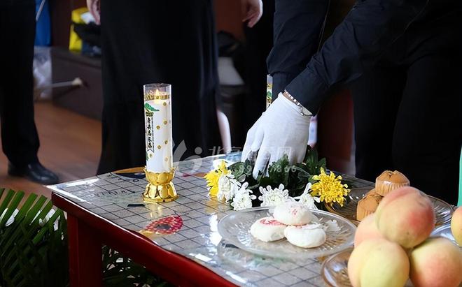 不就是将骨灰撒海里为何部分海葬贵达上万？免费海葬还要排队？(图25)