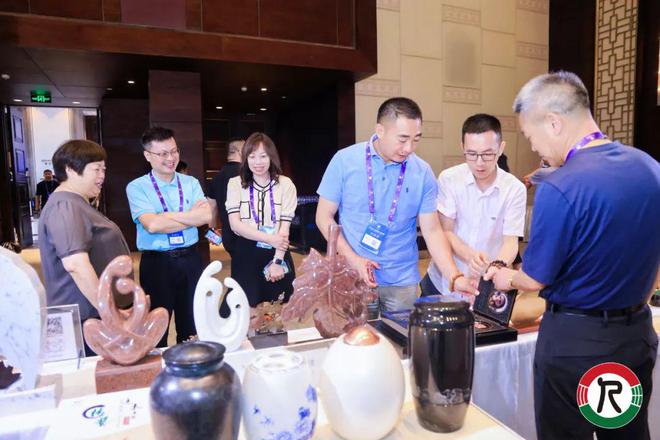 KAIYUN入口：中国殡葬服务网带你观看2024年公墓工作交流会现场！(图7)