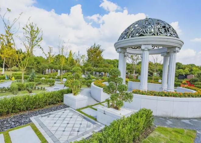 殡葬豪宅不香了？76万一平米墓地遇冷“福寿园”神话跌落神坛了(图1)