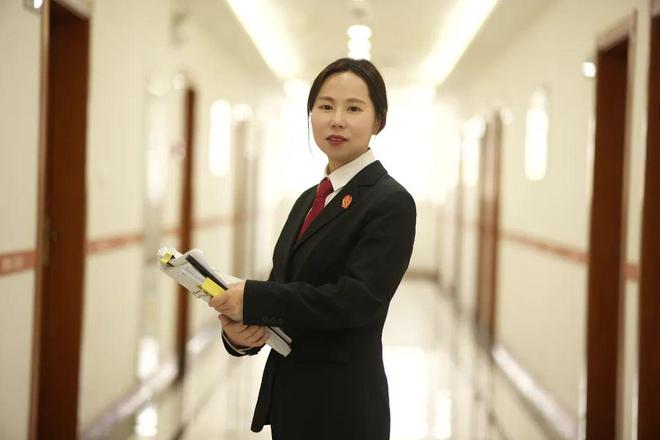王晓路：初心如磐担使命躬耕基层绽芳华榆法·十佳新青年风采(图3)