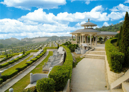 KAIYUN：怎样选墓地公墓的位置与风水(图1)