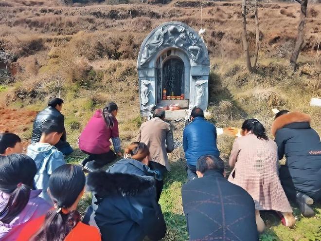 殡葬业寒冬来袭？不是没人离世而是年轻人早已看透“面子经济”(图13)