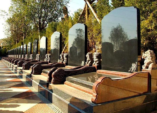 从仙桃殡仪馆馆长落马看殡葬黑幕：人死后竟成“摇钱树”？(图4)