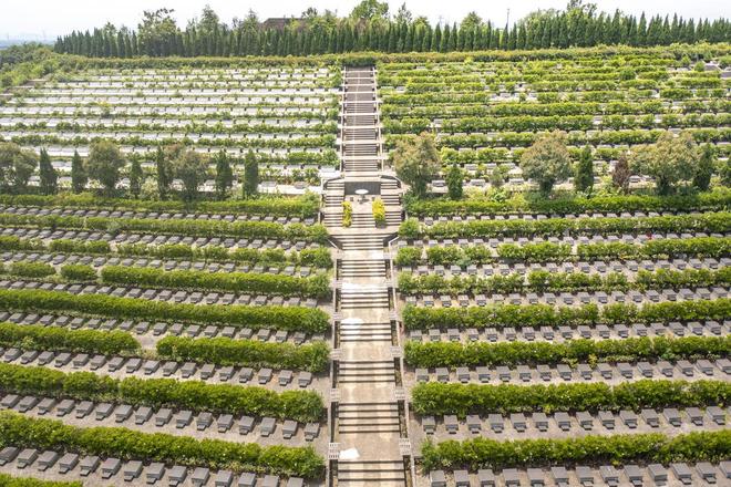 从仙桃殡仪馆馆长落马看殡葬黑幕：人死后竟成“摇钱树”？(图1)