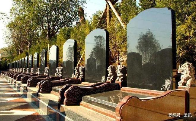 殡葬业突然不吃香了？墓地比房子还贵年轻人不愿再花这笔钱了(图3)