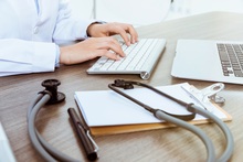 KAIYUN入口：公司职工社保后自费误工赔偿怎么算(图1)