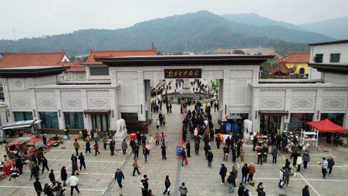 KAIYUN：深耕殡葬服务打造人文关怀新标杆—南昌市金安经济发展有限公司(图1)