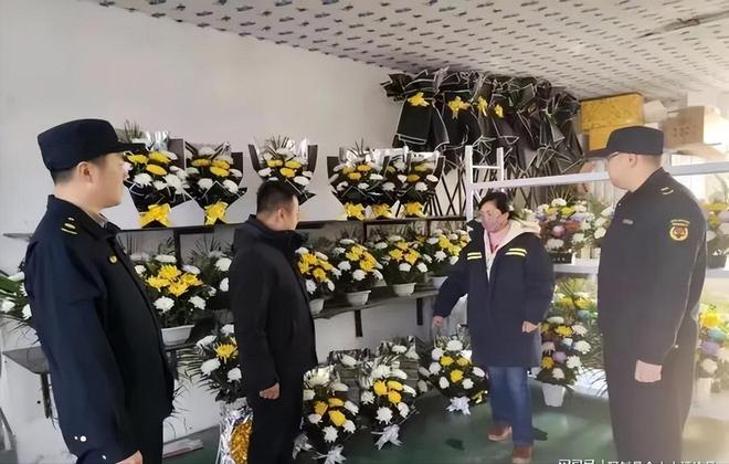 殡葬新规太解气！暴利时代终结天价墓地、骨灰盒要凉了(图4)